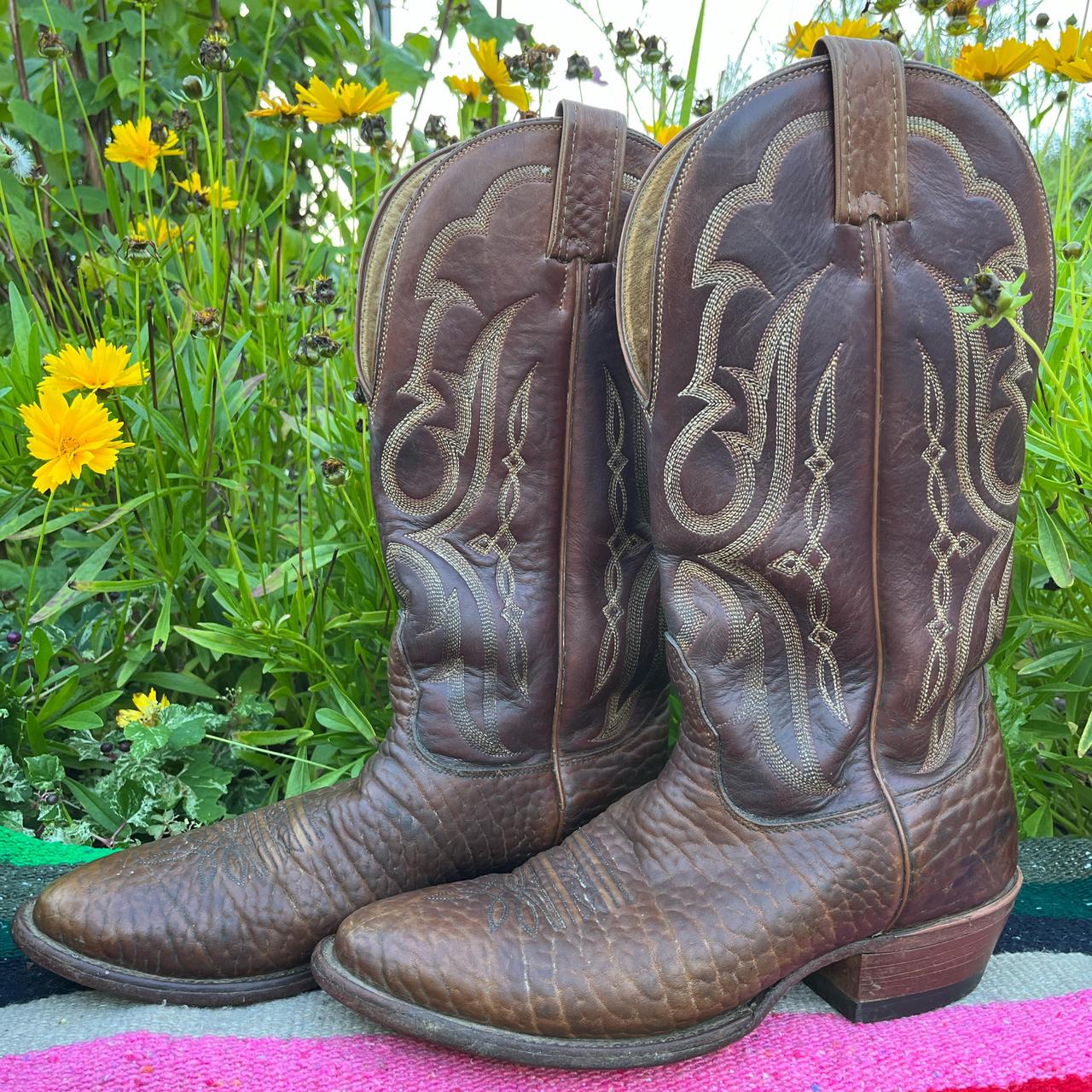 Vintage Nocona cowboy boots, leather western boots, men's size popular 9 D