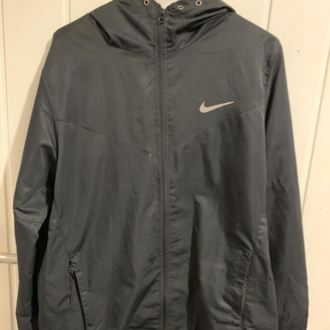 mens nike wind breaker