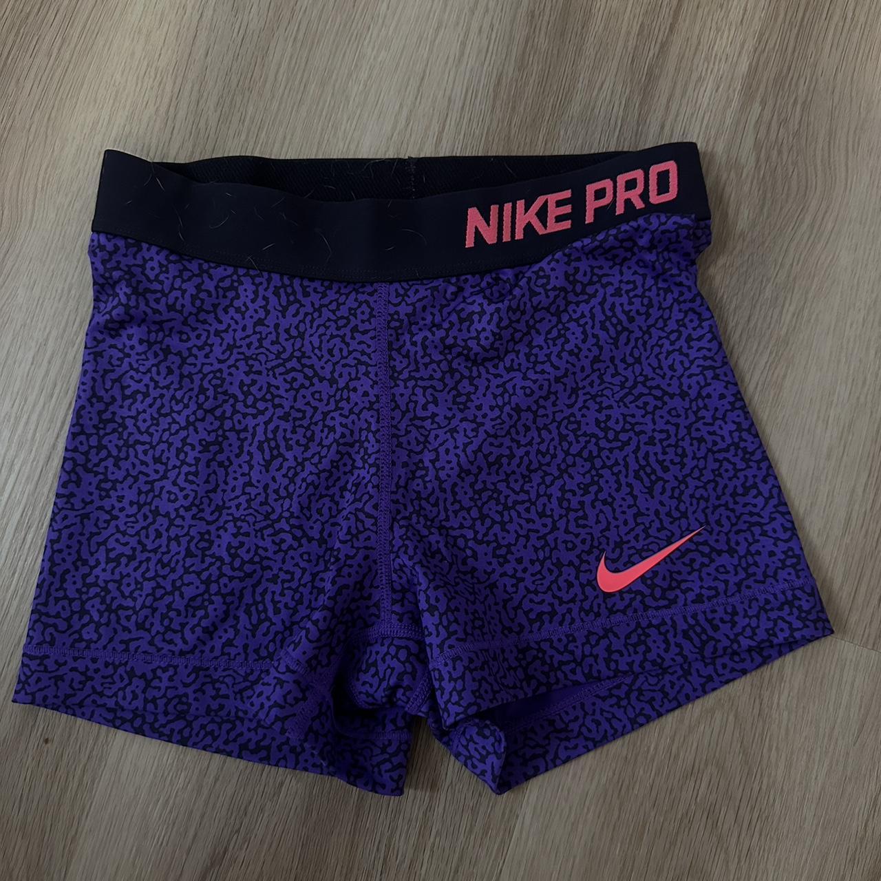 nike pro shorts coloured band
