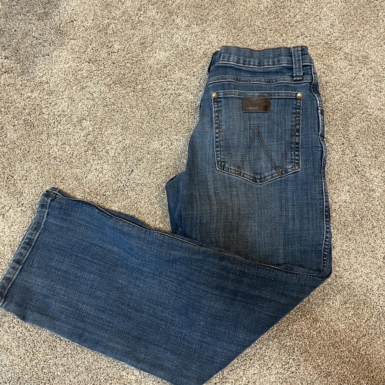 Wrangler bootcut jeans, 30x32 Great condition - Depop