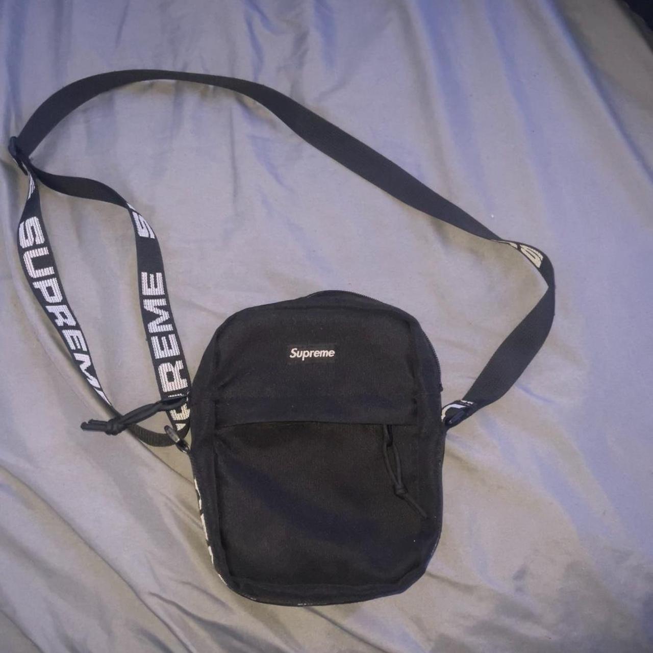 Mens supreme shoulder bag hotsell