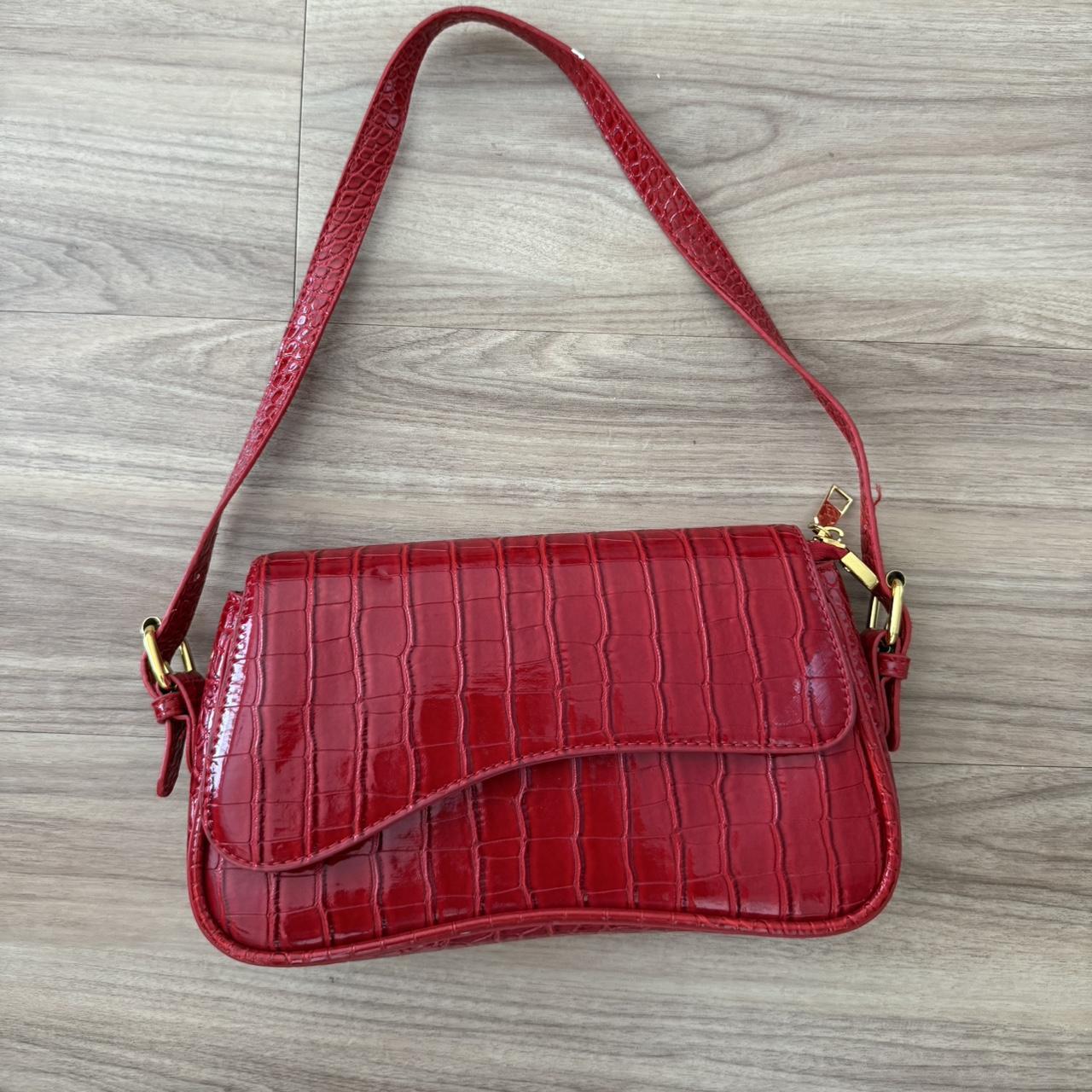 item listed by bella_nader