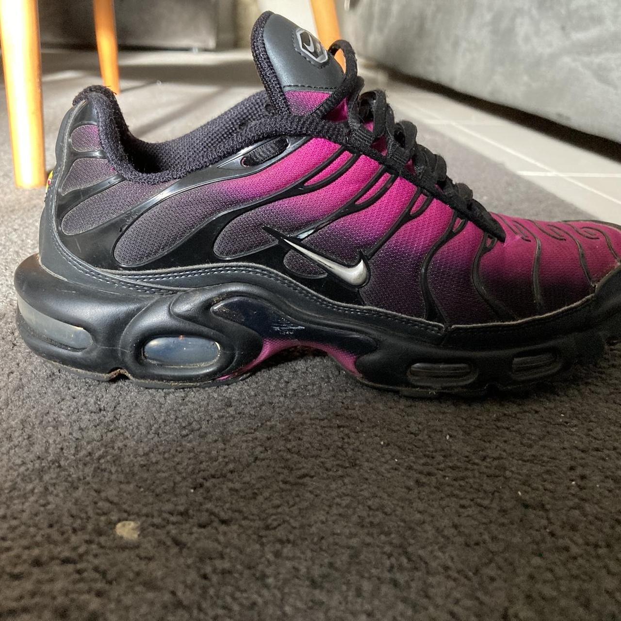 Nike tn pink sunsets Depop