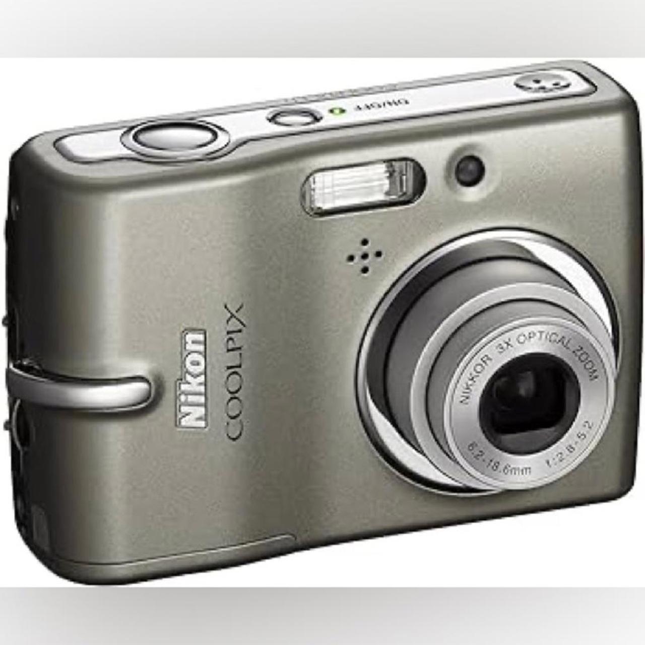 Nikon COOLPIX L10 Silver 5MP 2.5" LCD 3x Optical... Depop