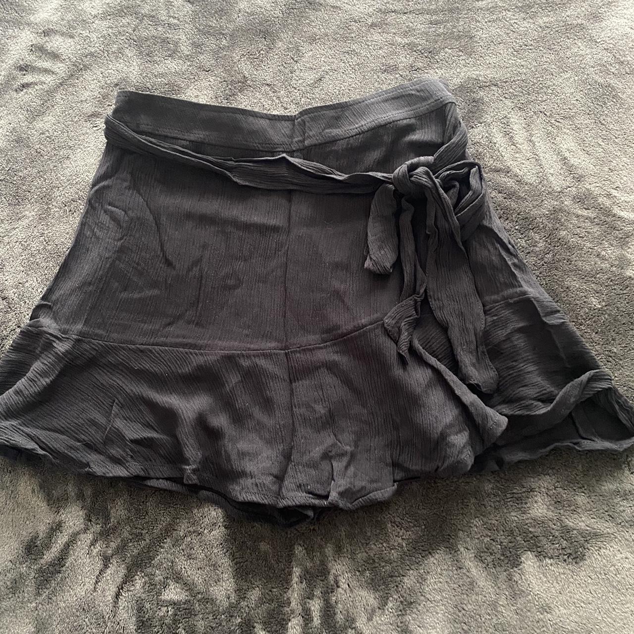 Abercrombie & Fitch black skirt with built in shorts... - Depop