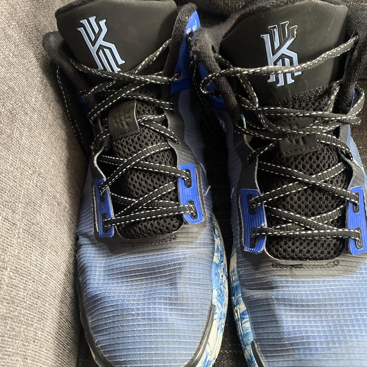 kyrie flytrap 4 racer blue