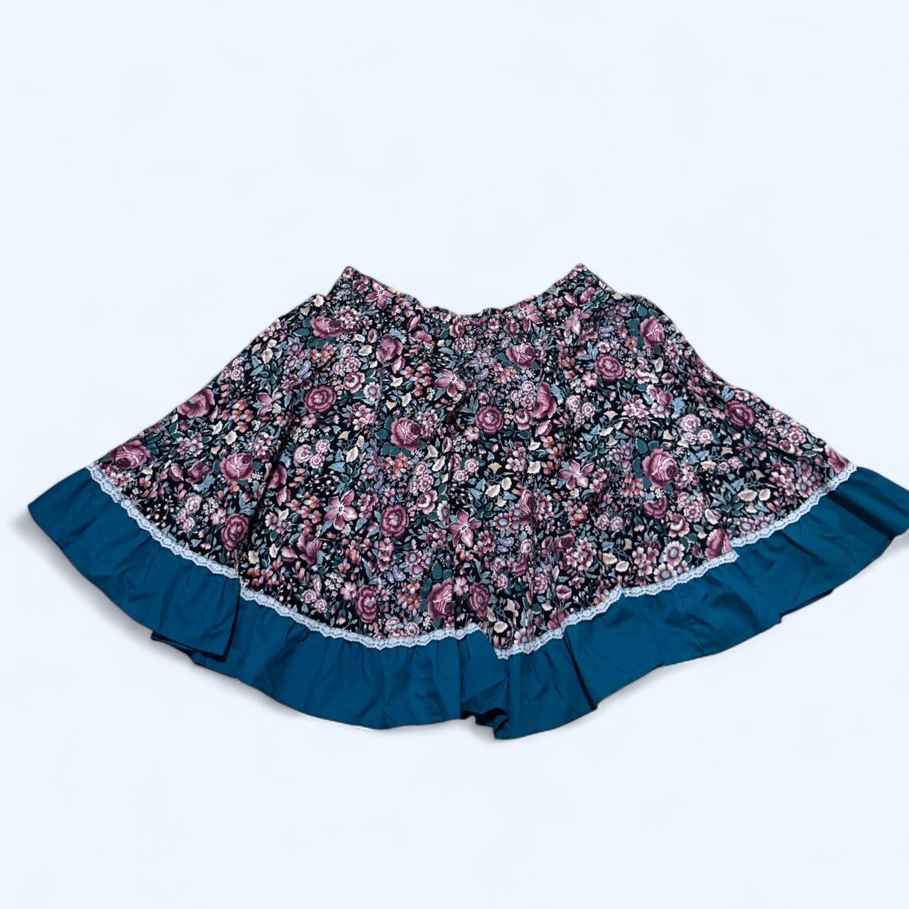 item listed by spidermaam_