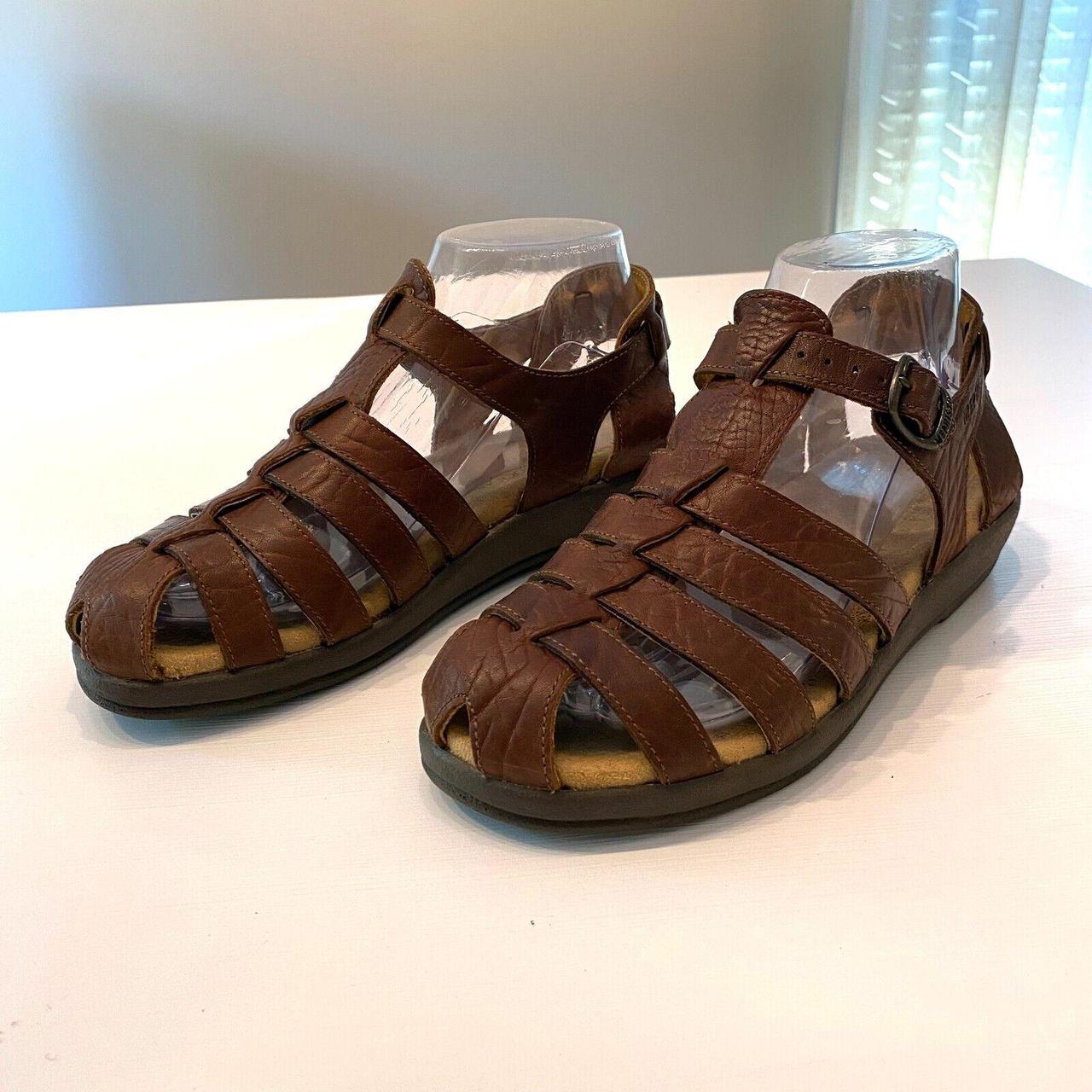 Mephisto sam deals sandals