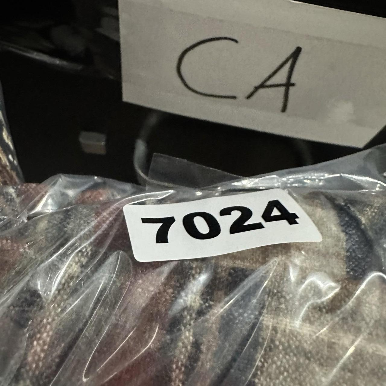 Pendleton Men's Shirt - Red - M – Pendleton Butto… - image 6