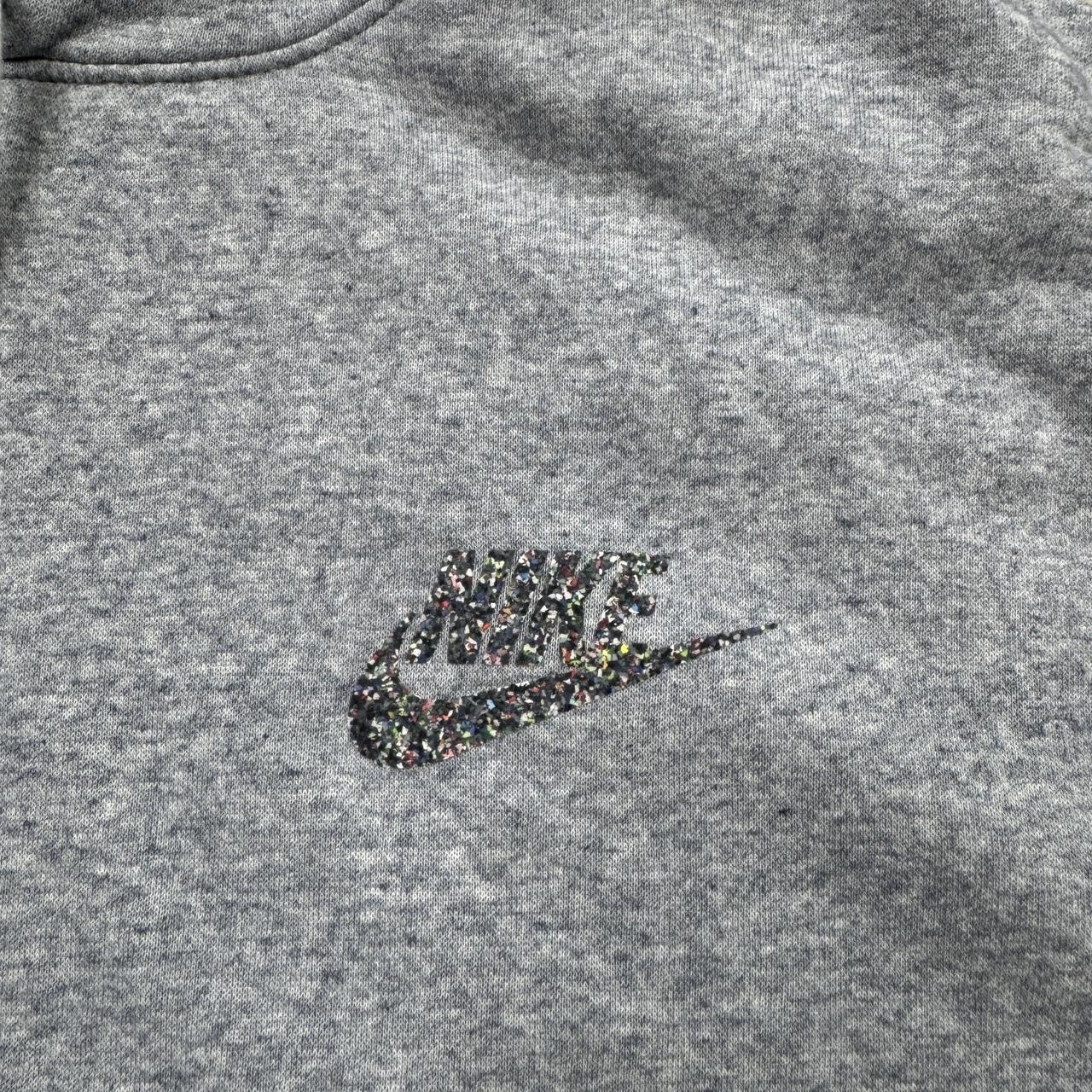 Grey Nike hoodie with glitter Swoosh #glitter men's M Depop