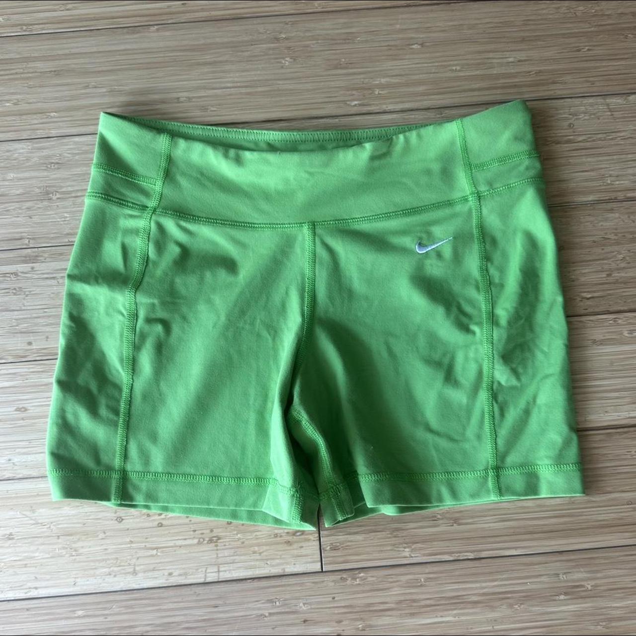 sptcas nike shorts