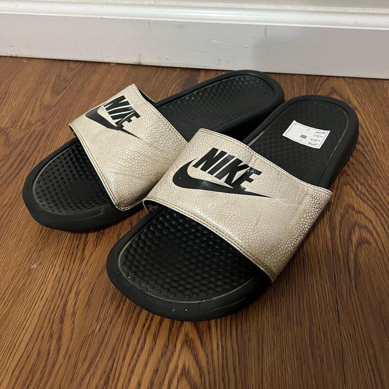 Nike gold flip flops best sale