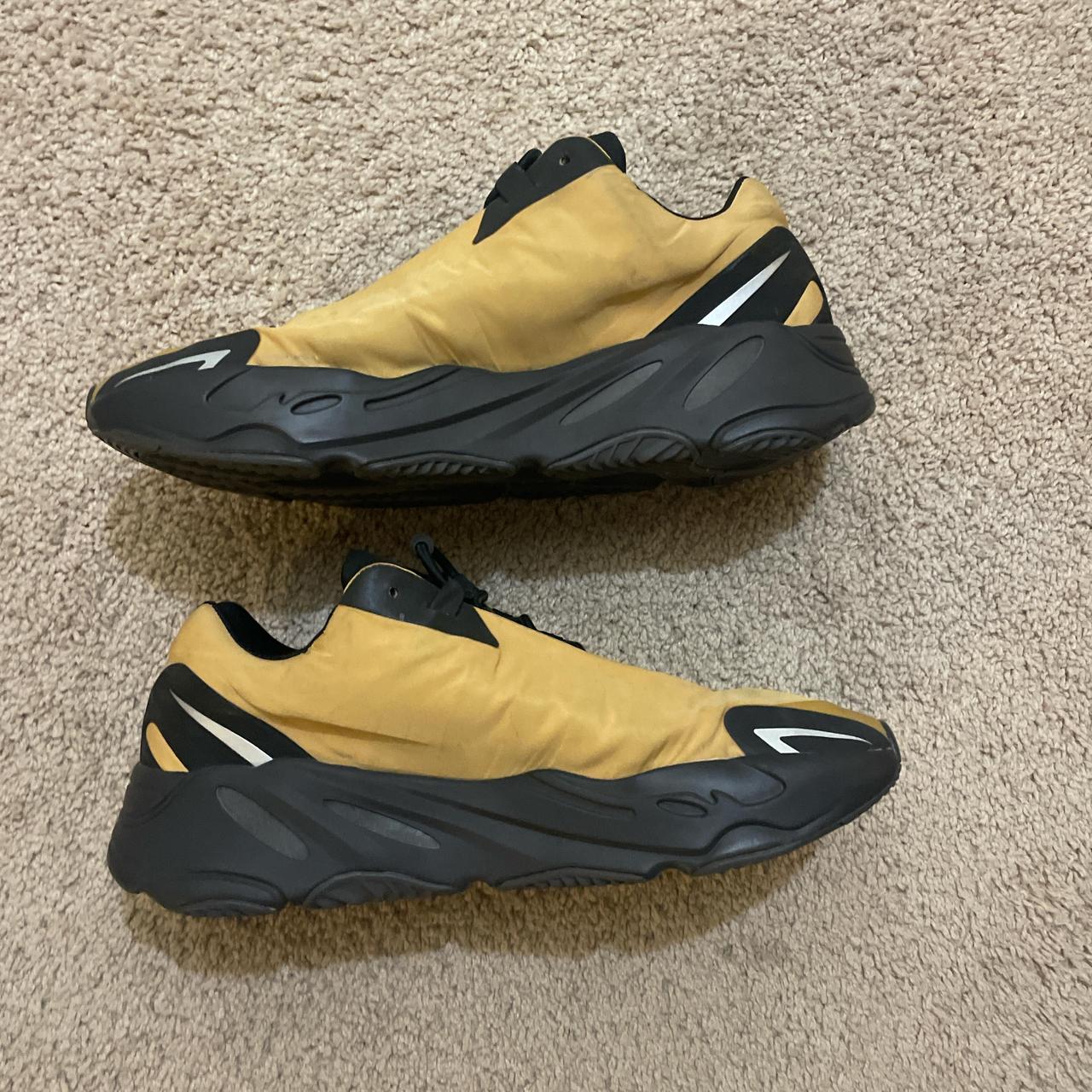 yeezy 700 honey