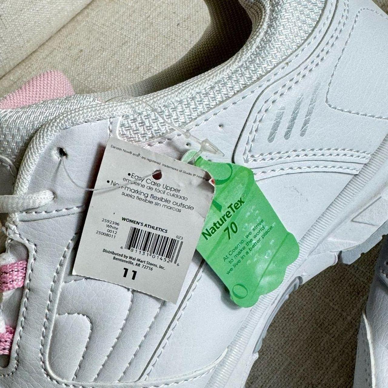 danskin tennis shoes