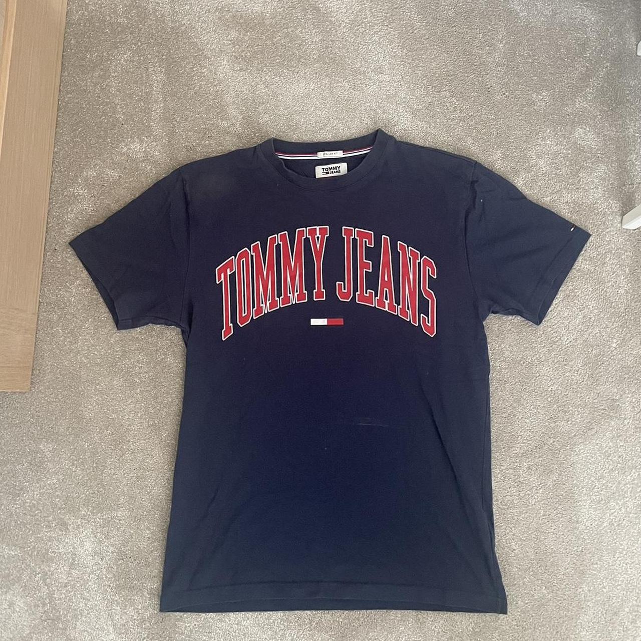 Tommy Jeans tshirt - Depop