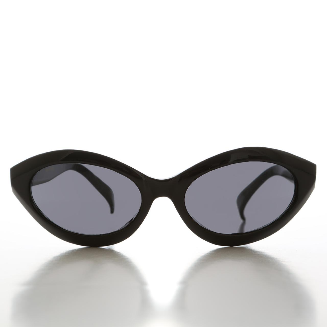 item listed by sunglassmuseum