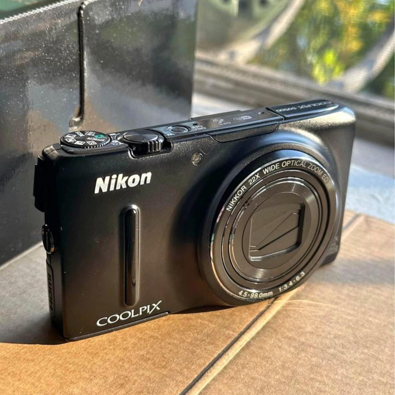 NIKON Coolpix S9500. - Depop