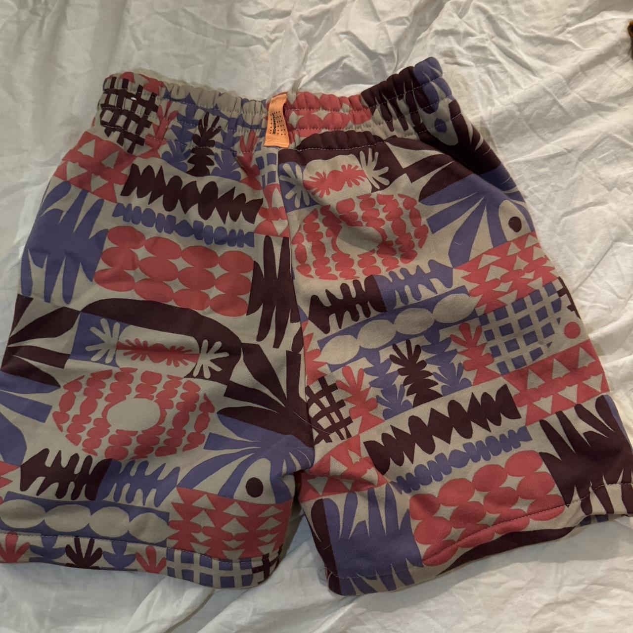 item listed by lovekikyy