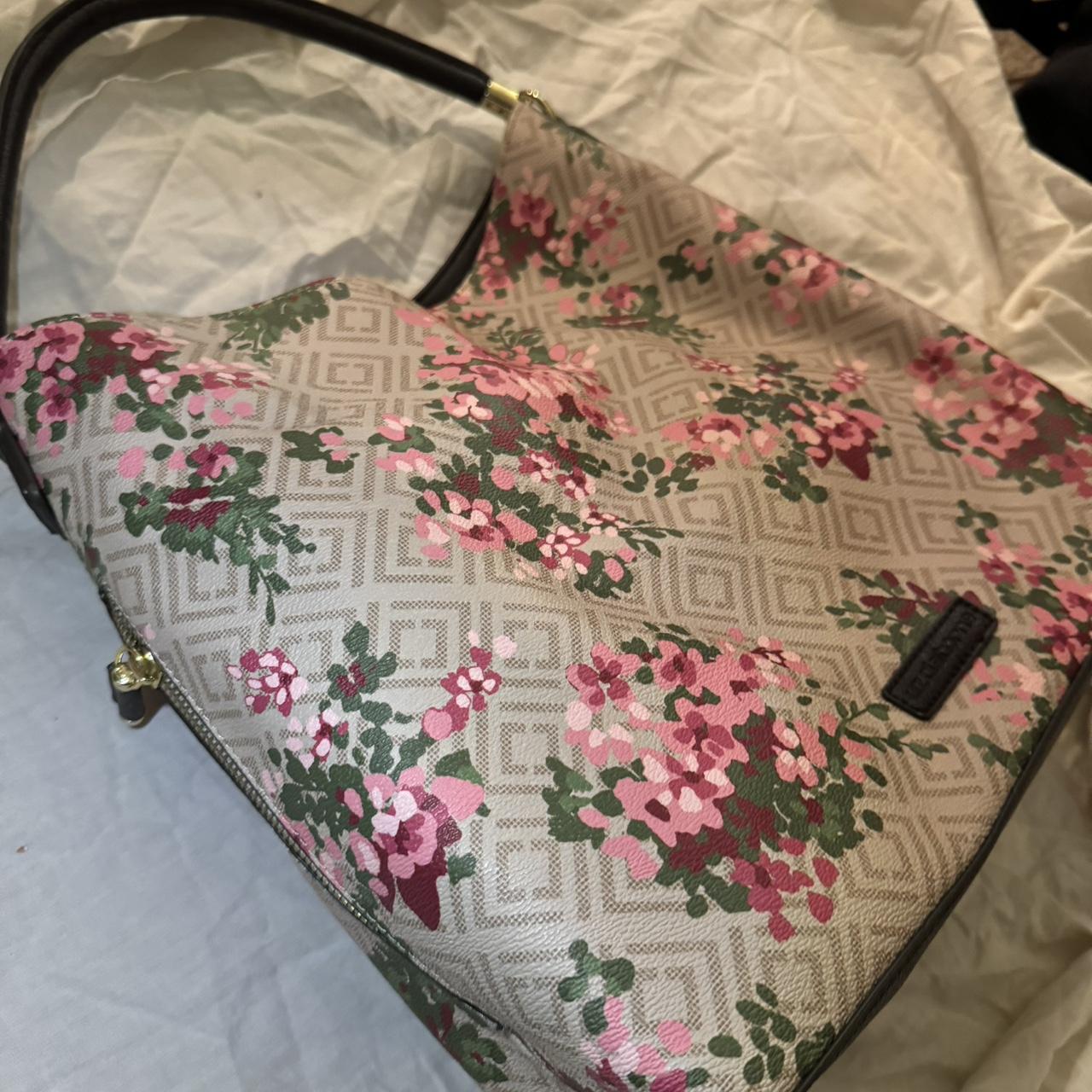 item listed by lovekikyy