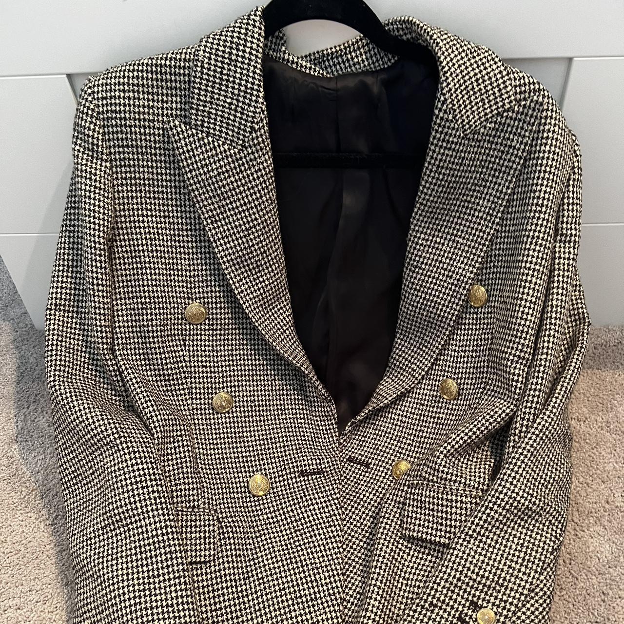 over sized S ZARA blazer - Depop