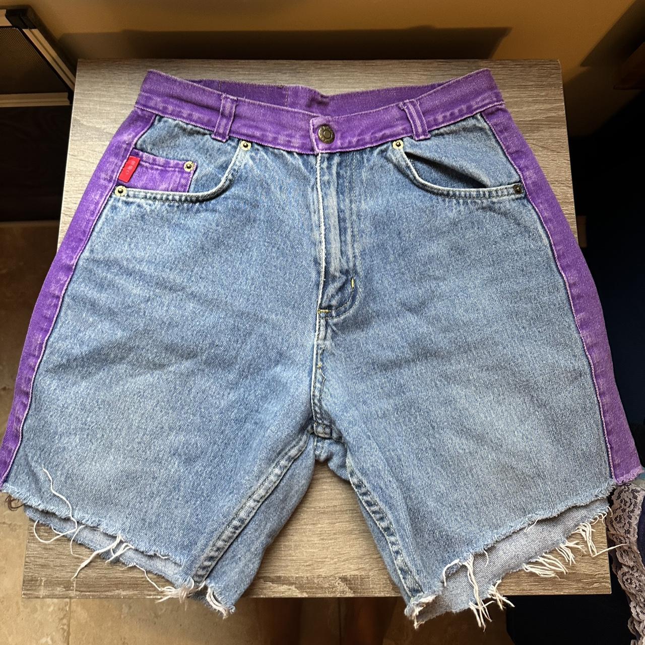 item listed by cornichonpickle