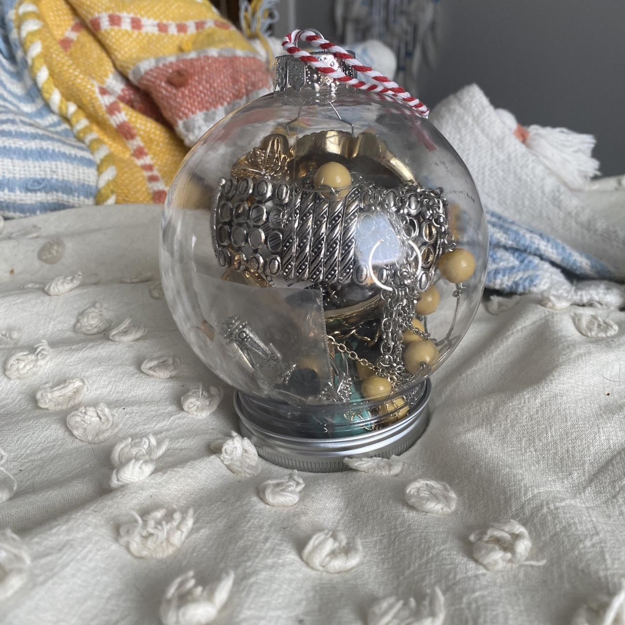 item listed by lucydubose