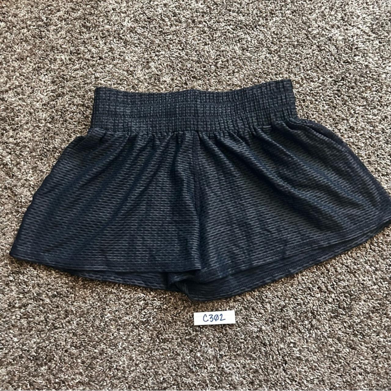 Source Unknown Women's Shorts - Blue - M – Noli N… - image 3