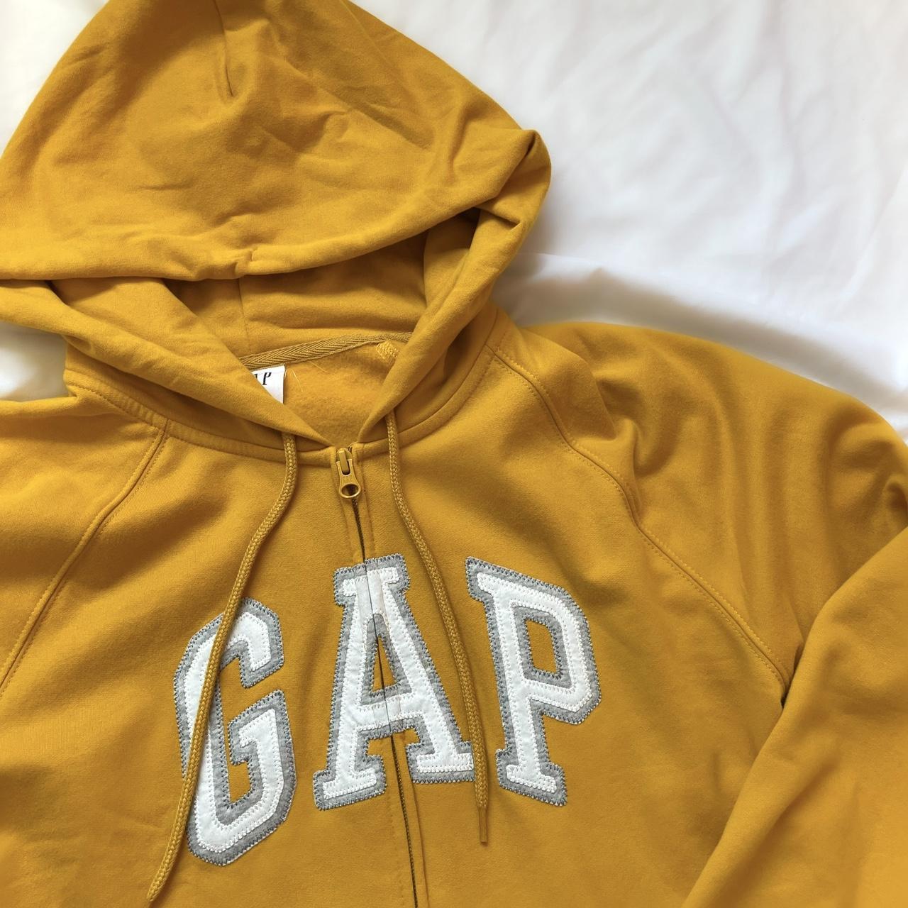 Gap sales yellow hoodie