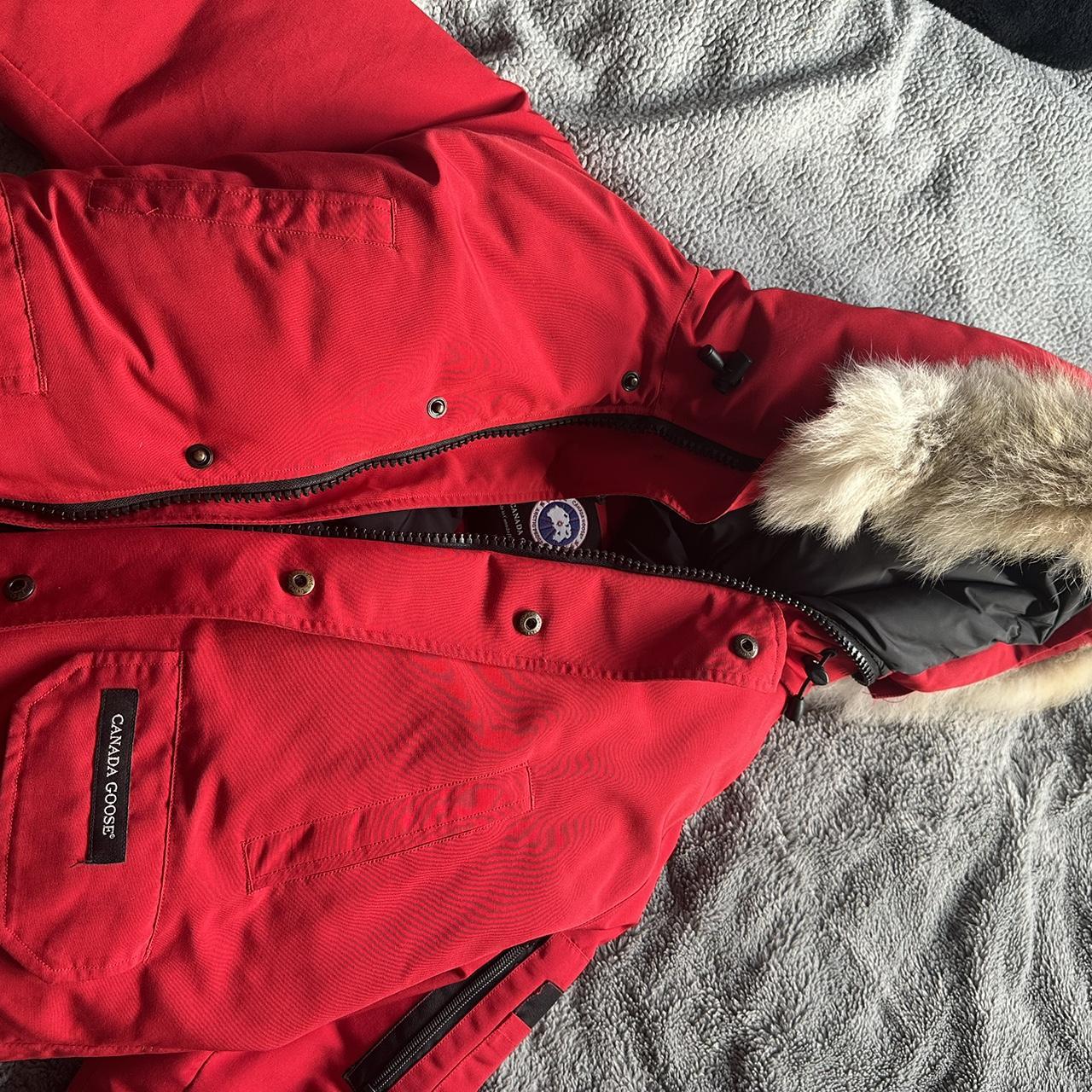 Canada goose red coat deals