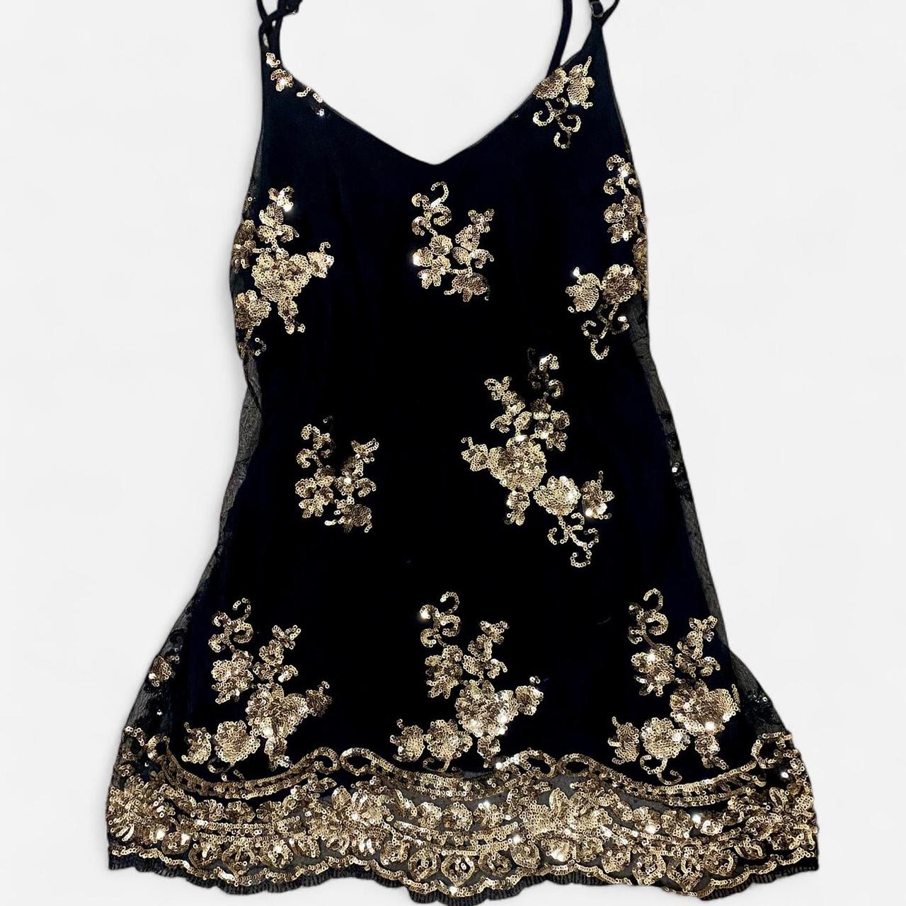 item listed by aquamarinethrift1679