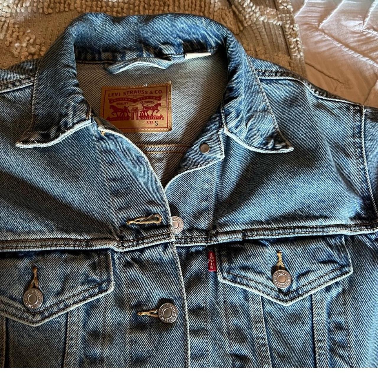 Levis 90S TRUCKER JACKET vis Jean jacket worn maybe... - Depop