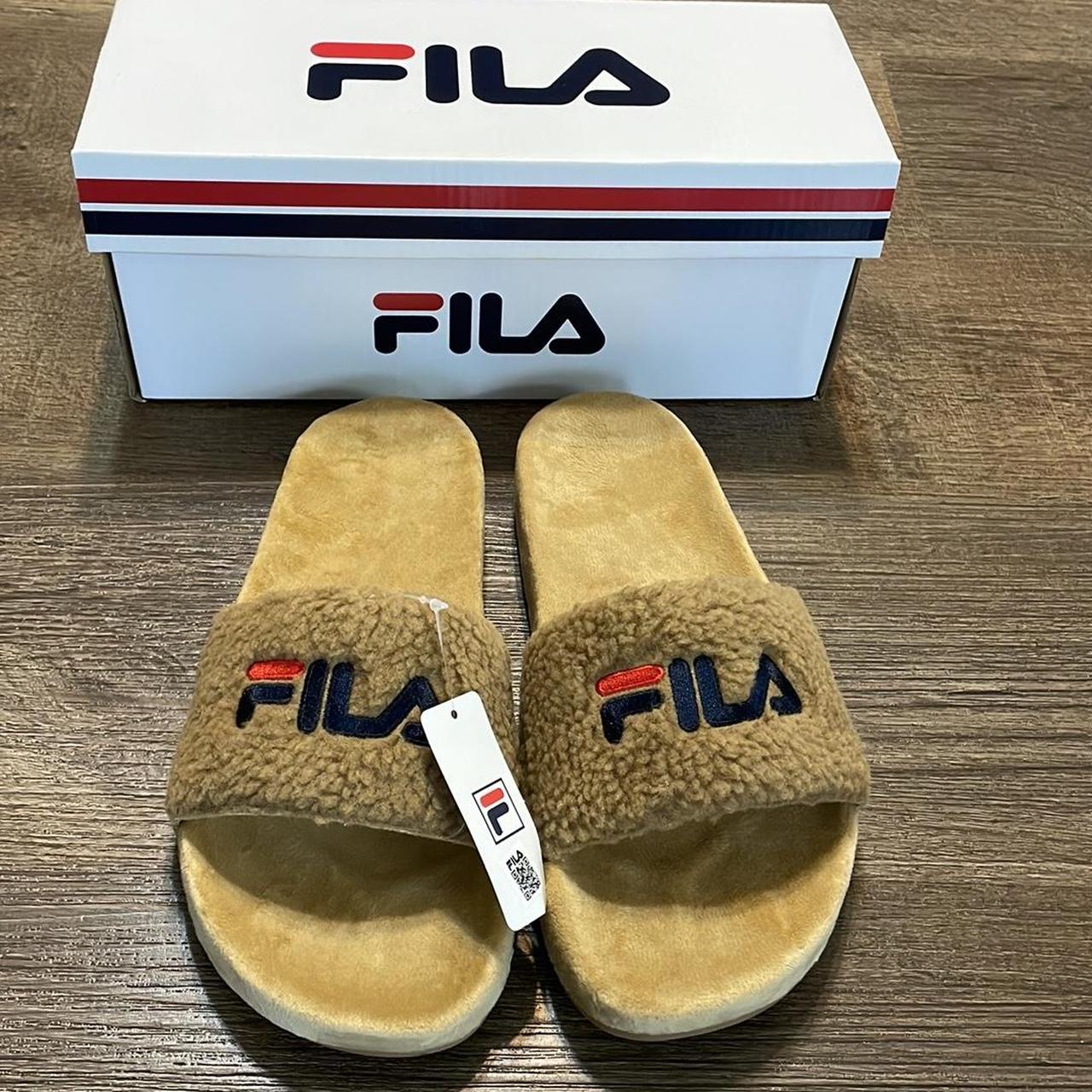 Fila slides shops sizing