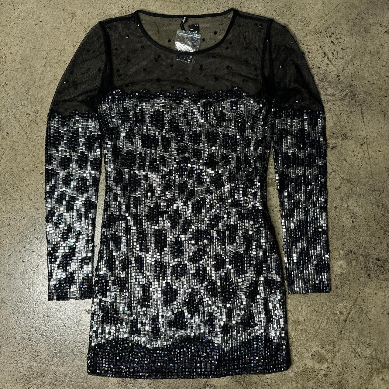 Nasty Gal Women's Black Silver fully Sequinned Depop