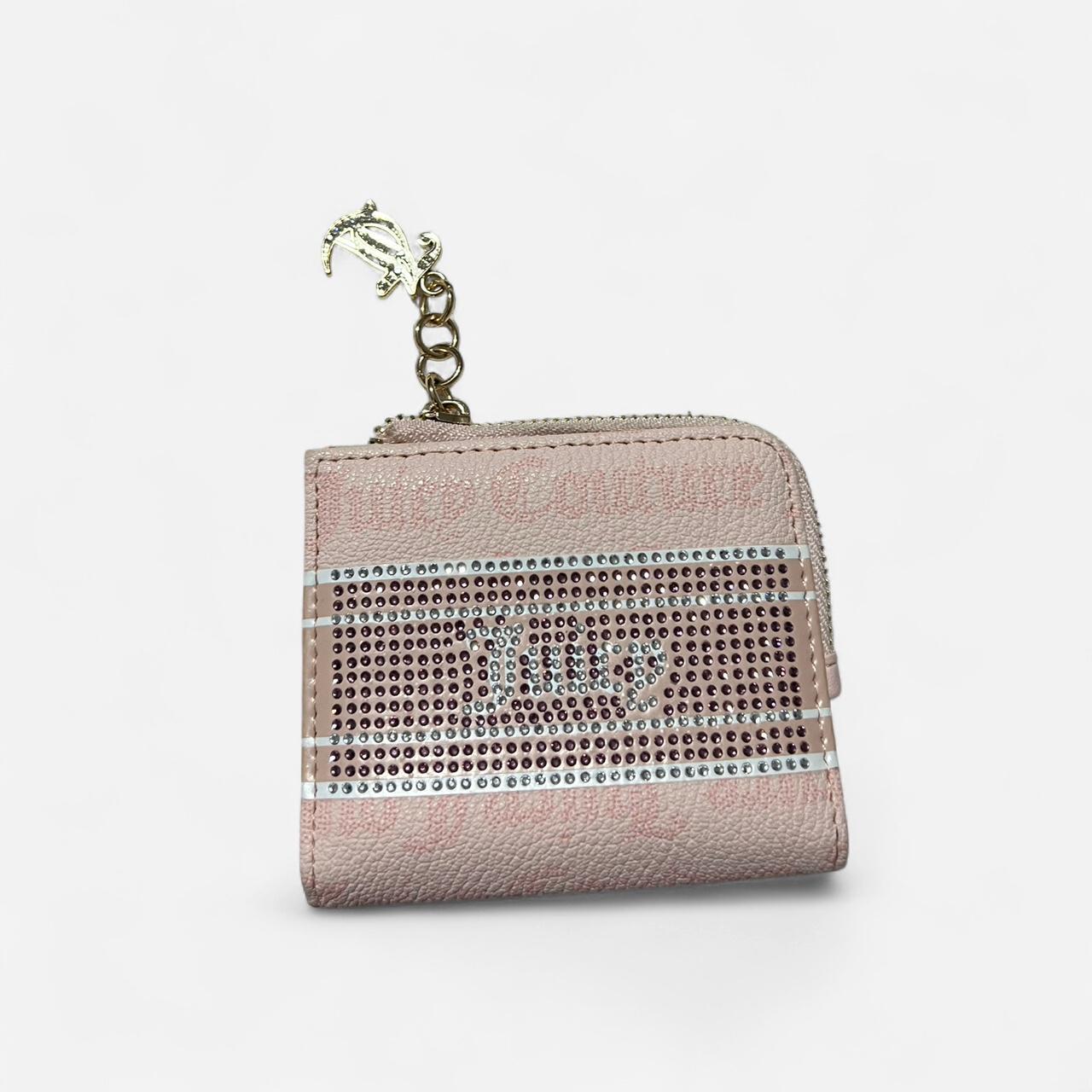 item listed by pauuu00_