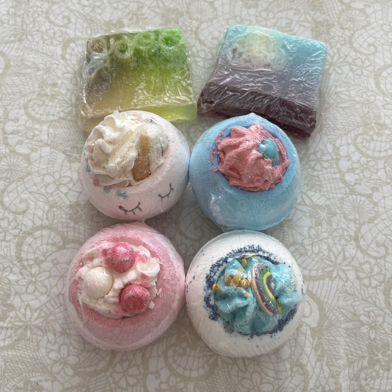 Bath bombs and soap bundle 🌟 Brand new, unopened and... Depop