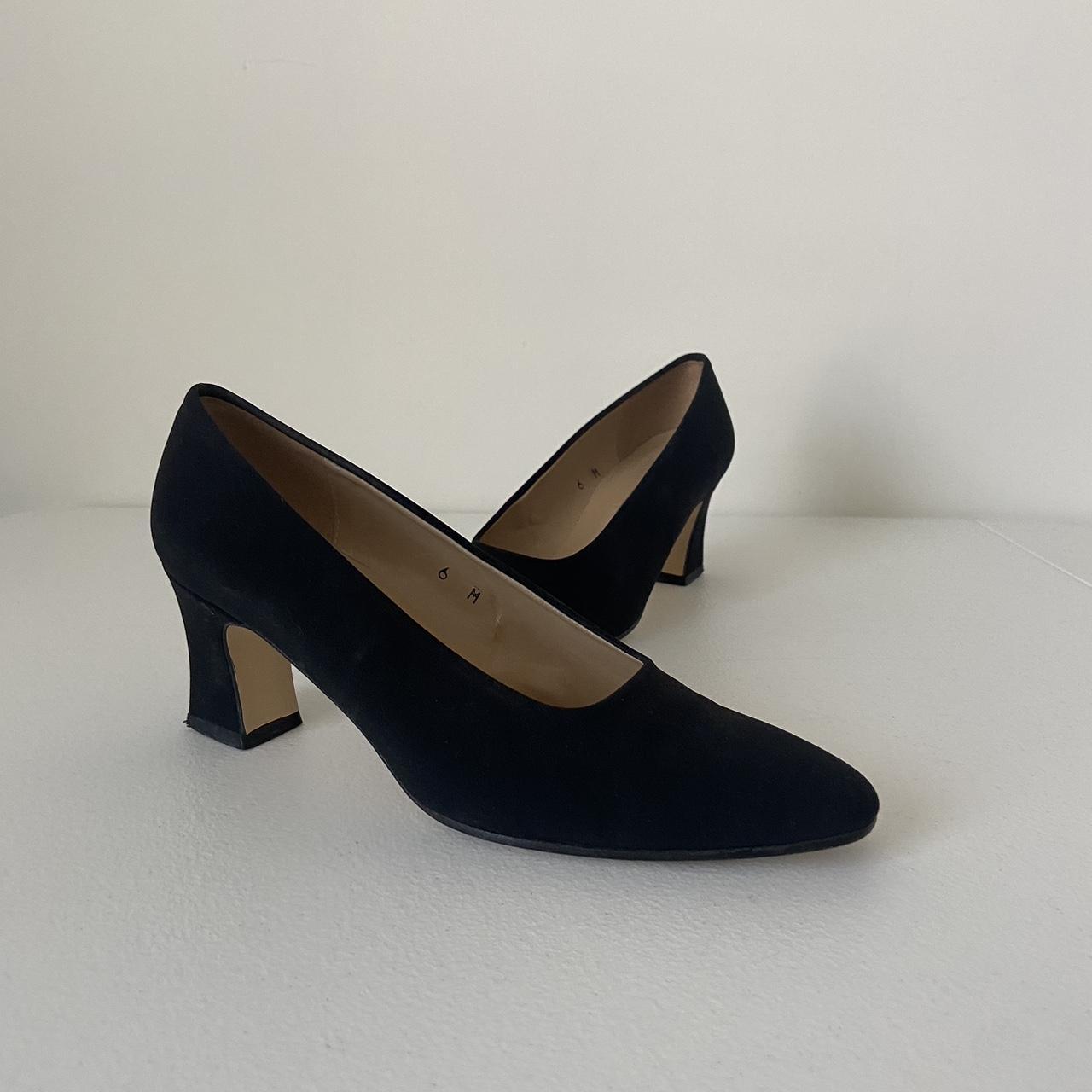 Women s Liz Claiborne heels. Heels are black suede. Depop