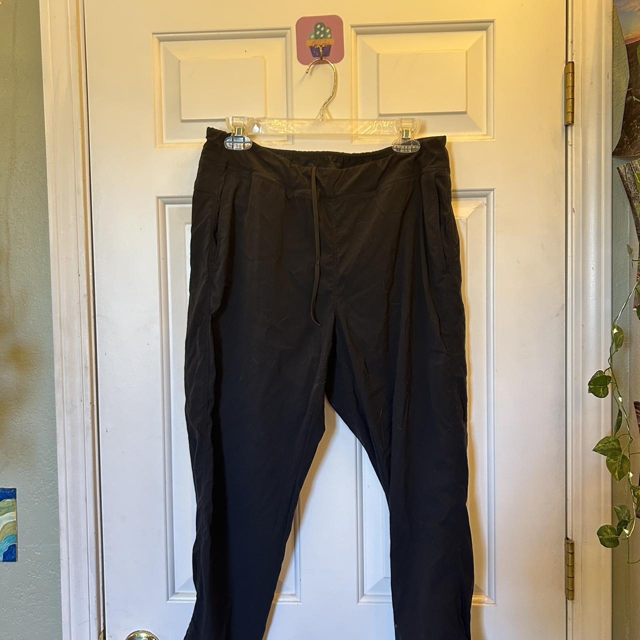 Mountain Hardwear black hiking pants Used No flaws... - Depop