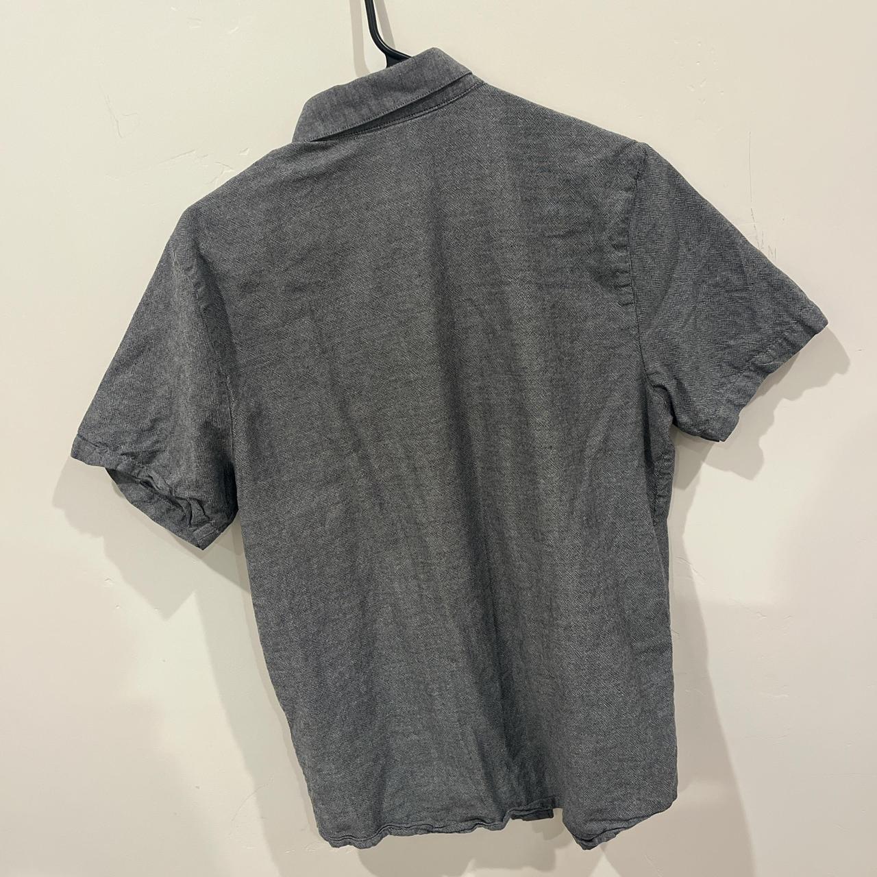 Grey Volcom button up Men’s size M | Depop