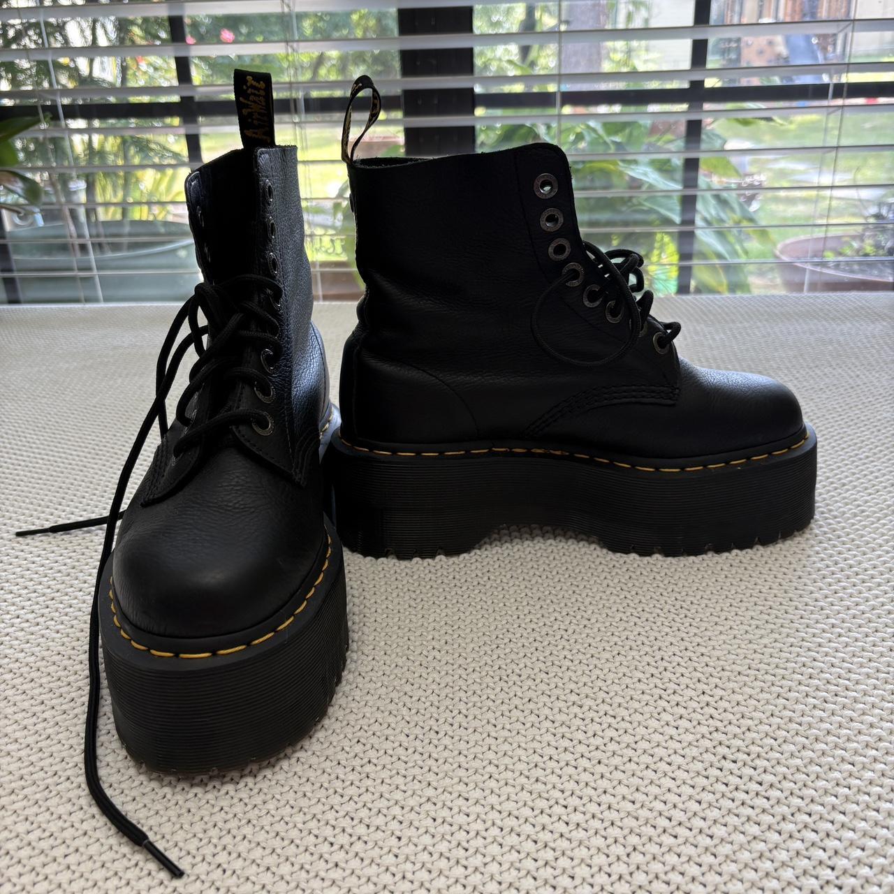 靴 Dr.Martens JADON XL Jadon Xl in Black | Dr. Martens