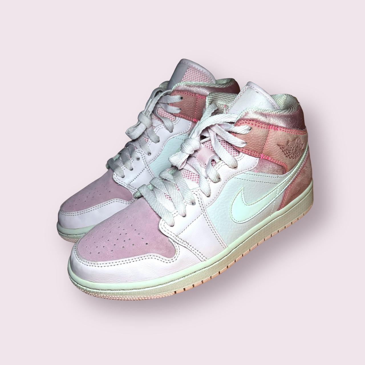 Rare Women s Air Jordan 1 Mid Digital Pink Size 9