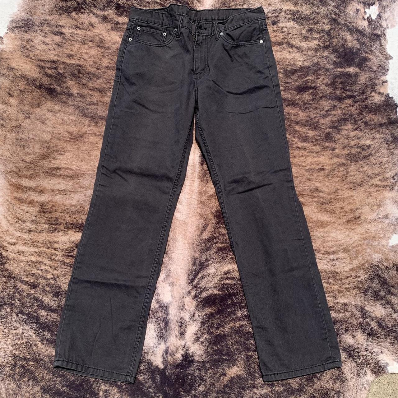 Levi 514 Jeans 33X30, In good used condition. 514 is