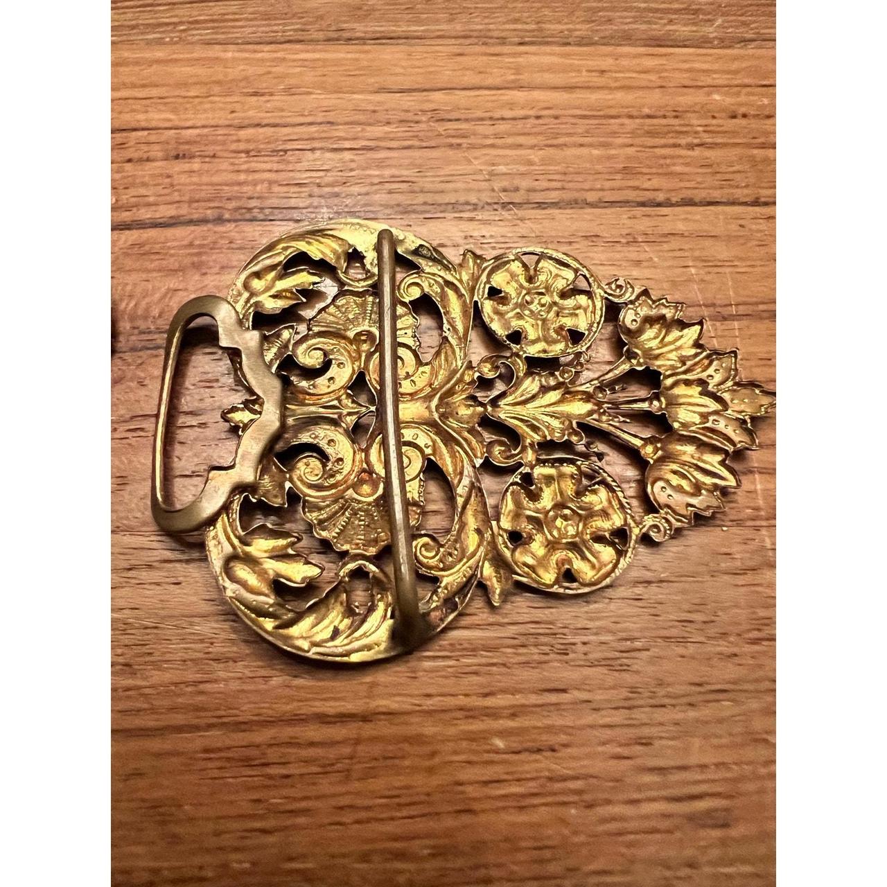 Art Nouveau belt buckle on sale in openwork gold metal