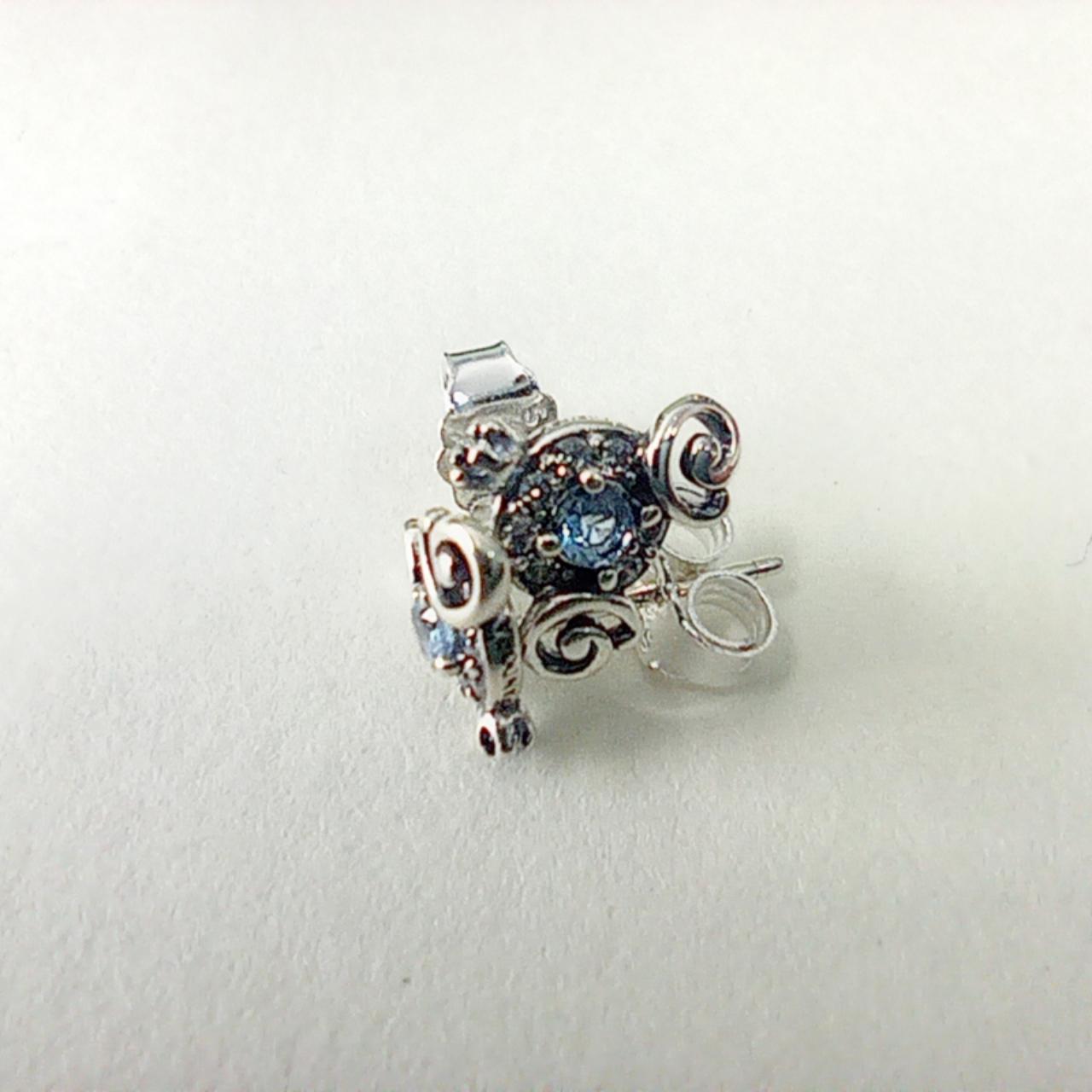 Cinderella earrings pandora sales
