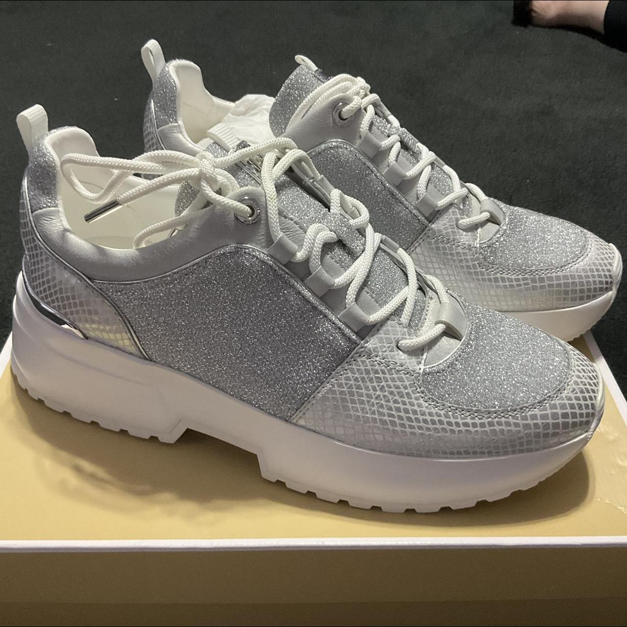 Michael kors 2025 silver sneakers