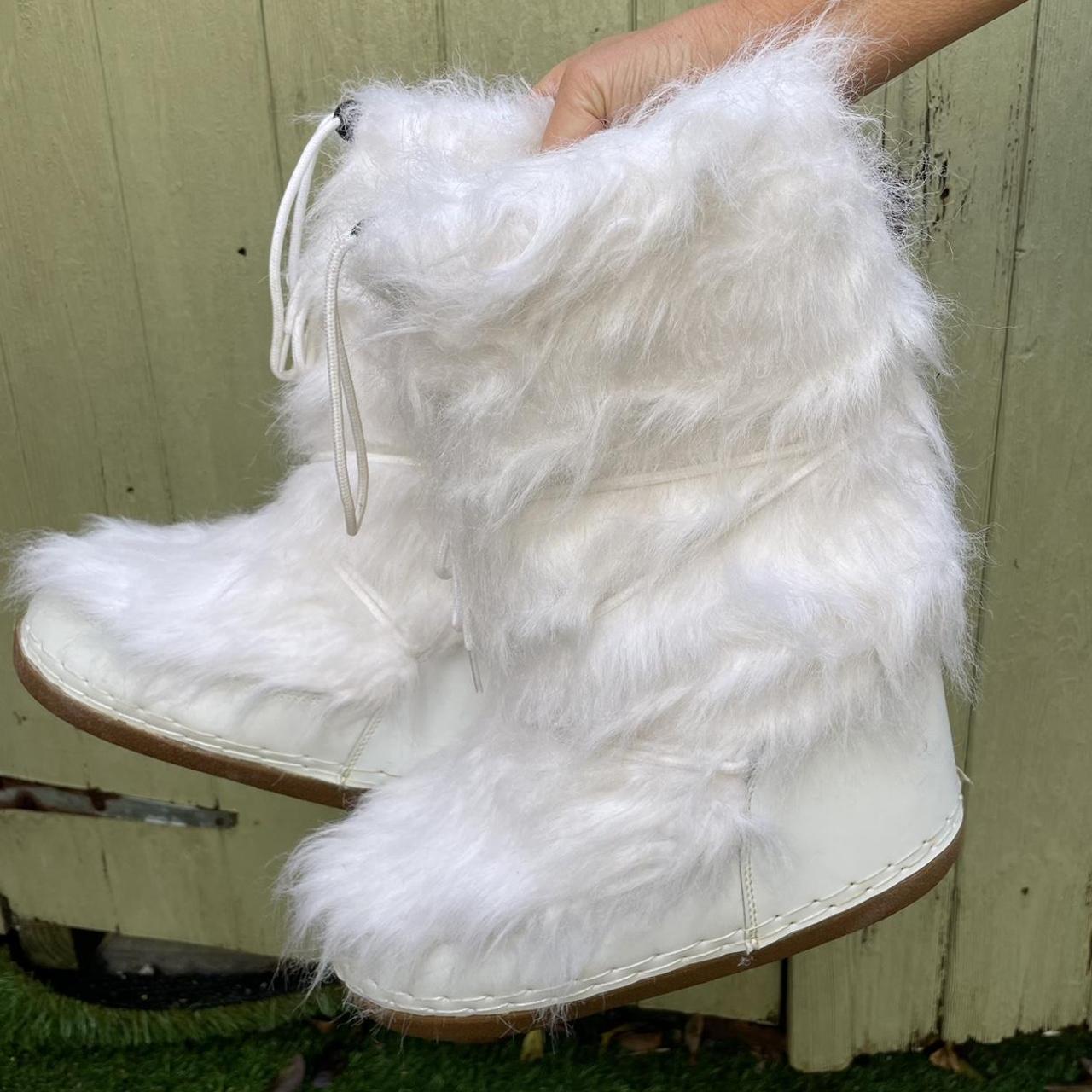 White Furry Long Fur Eskimo Long Fur Snow Yeti Boots