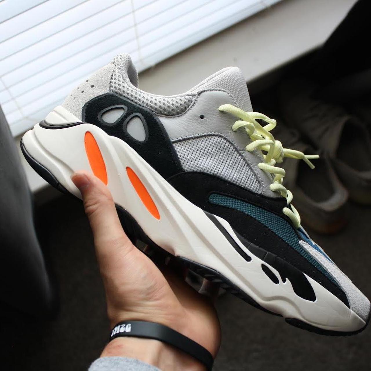 yeezy foam wave runner