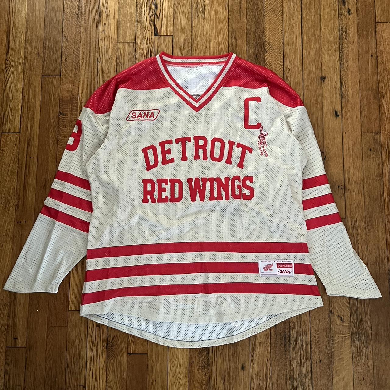 SANA DETROIT RED WINGS JERSEY BRAND NEW 10/10 - Depop