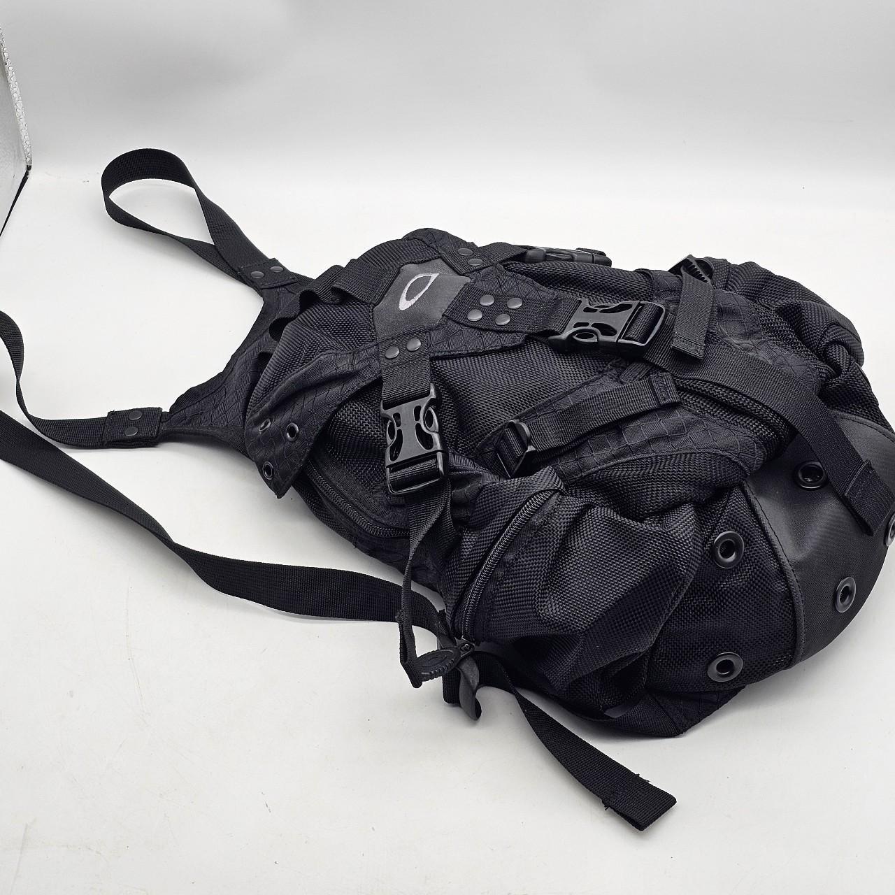 Oakley Men's Backpacks - Black/Grey – Rare Vintage Y2K 2000s