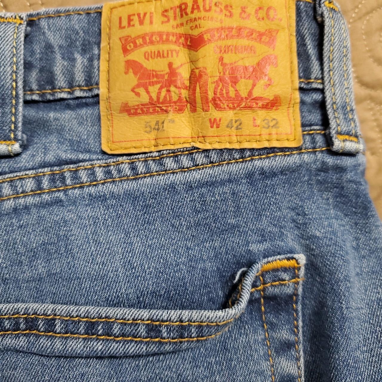 Levis hotsell 541 42x32