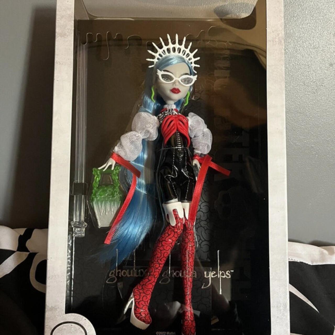 Monster High Collectors Ghouluxe Ghoulia Yelps Doll... - Depop